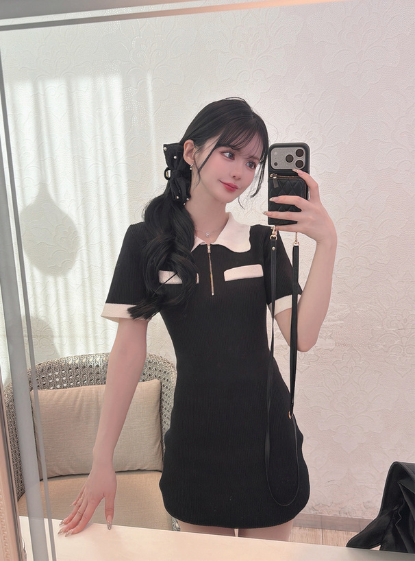 配色ハーフジップリブニットミニワンピース
