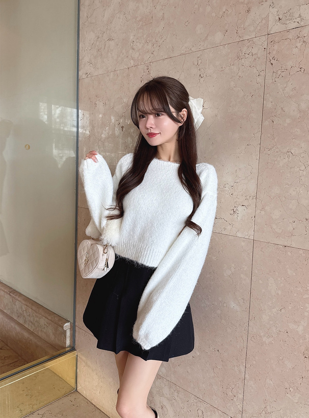 モヘヤタッチショート丈ニットトップス