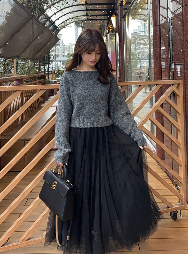 モヘヤタッチショート丈ニットトップス