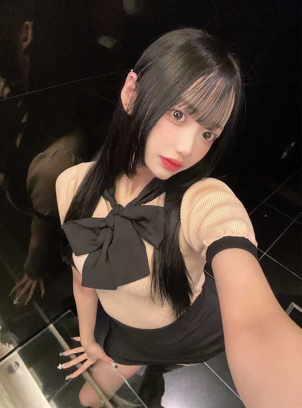 配色ボウタイリブニットトップス