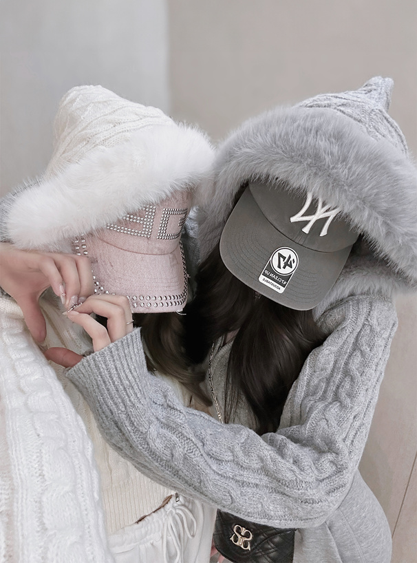 ファーフードダブルジップケーブルニットカーディガン