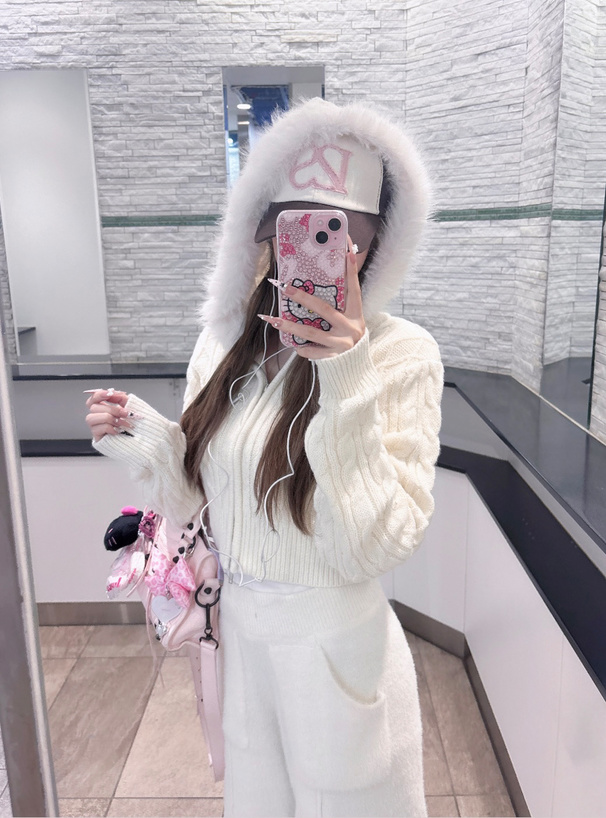 ファーフードダブルジップケーブルニットカーディガン