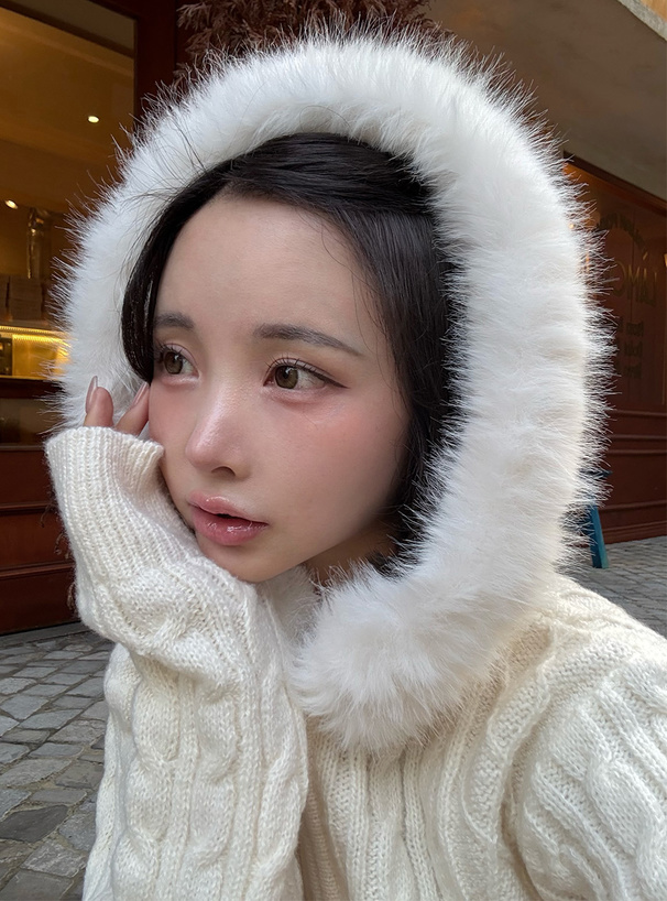 ファーフードダブルジップケーブルニットカーディガン