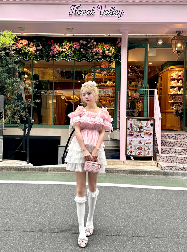 ミルフィーユフリルオフショルダーブラウス