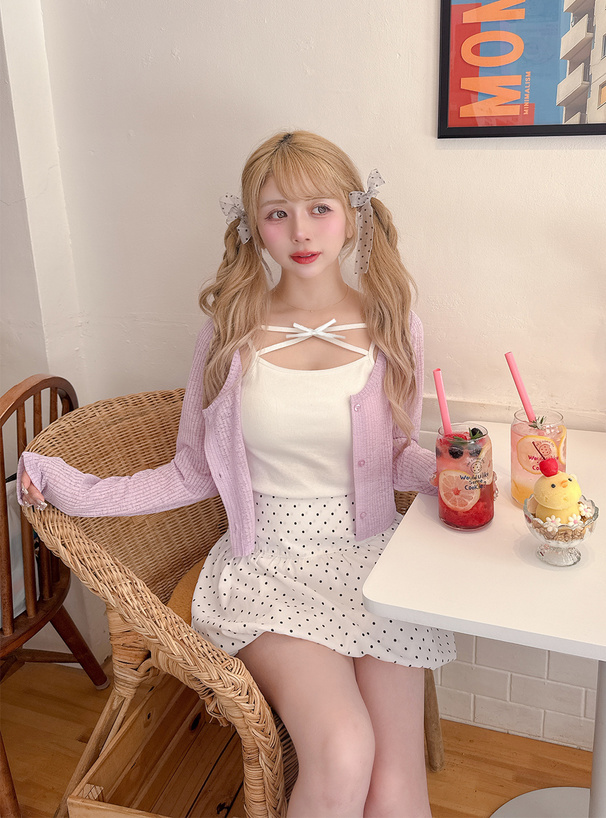 カップ付きクロスリボンキャミソール