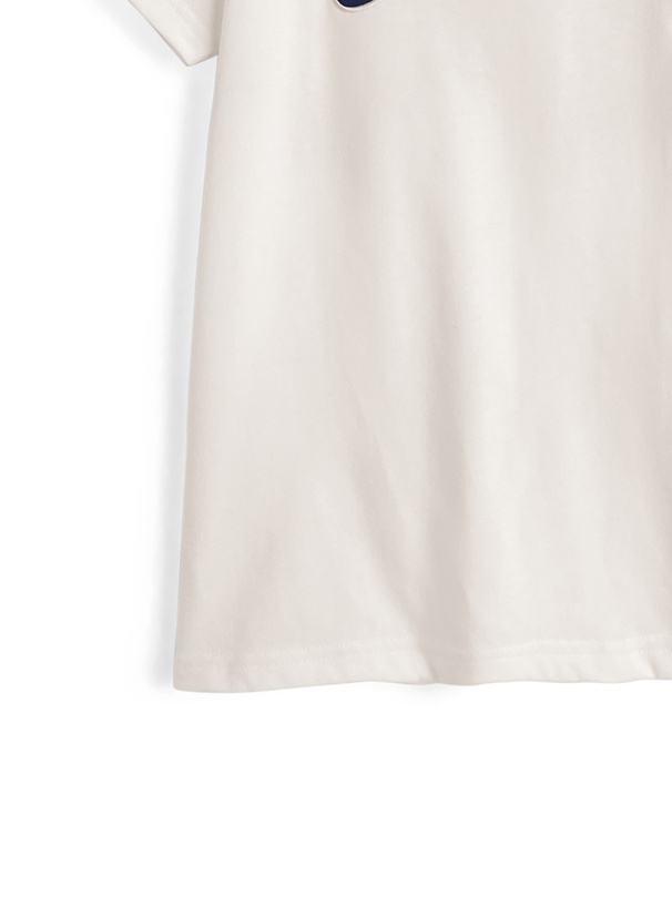 ベースボール風ロゴTシャツ