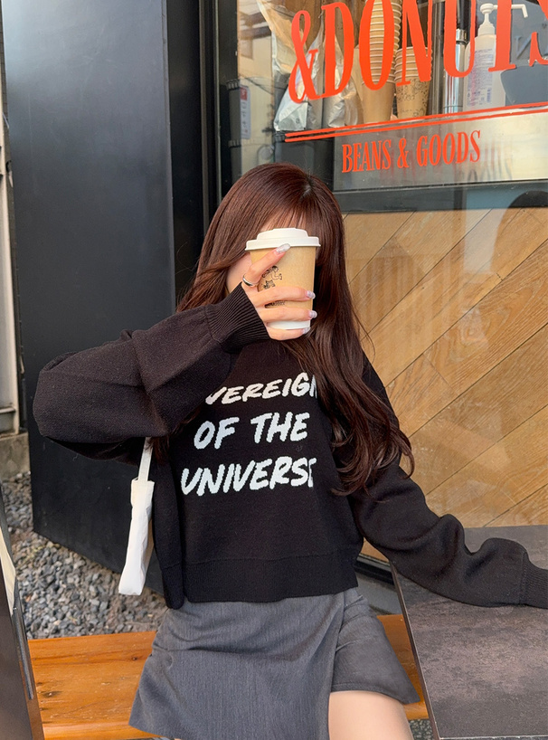 ロゴジャガードニットトップス