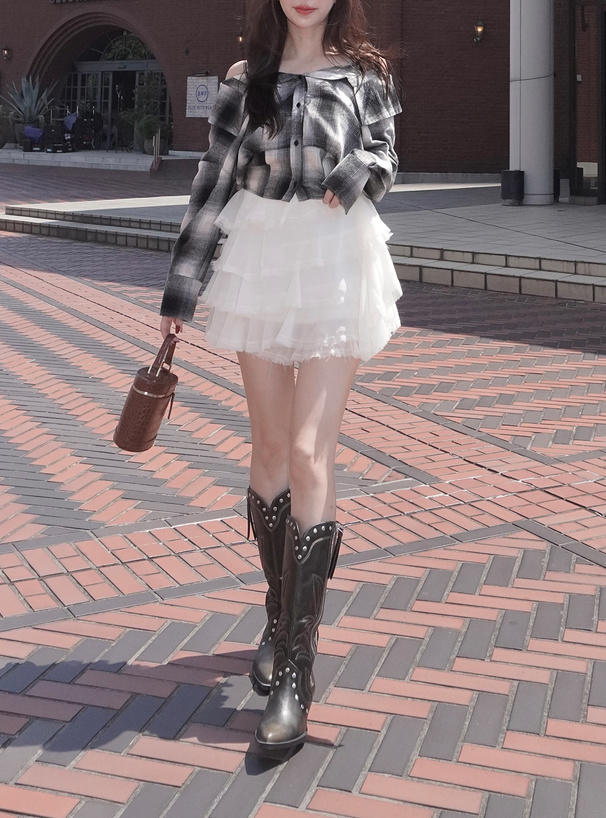 チェック柄オフショルダーシャツ