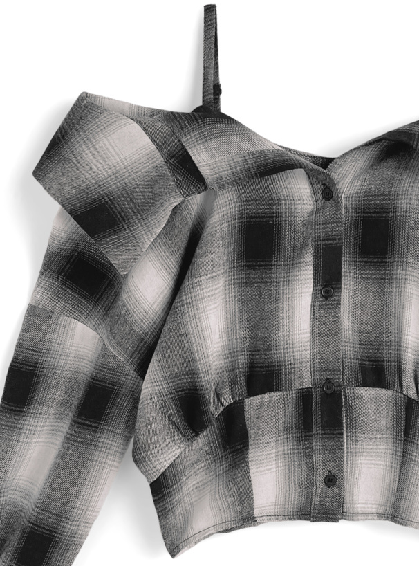 チェック柄オフショルダーシャツ