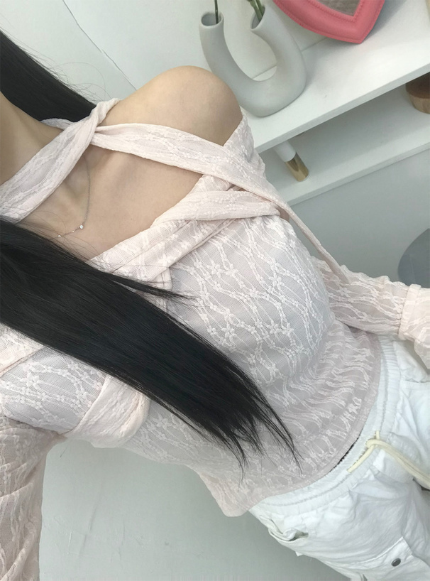 タイ付きツイストオフショルダーレーストップス