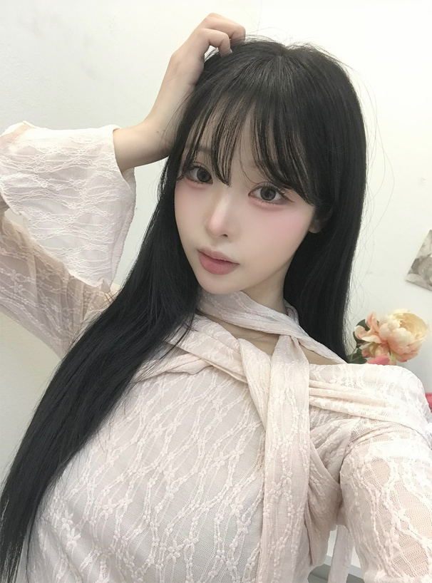 タイ付きツイストオフショルダーレーストップス