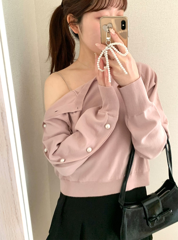 2Wayパールボタンショート丈ニットトップス