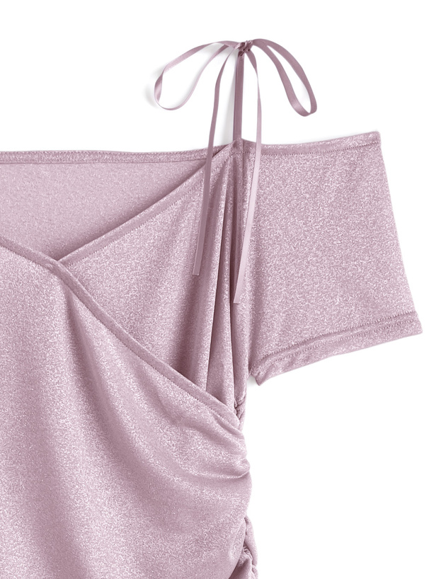 リボンショルダーラメカシュクールトップス