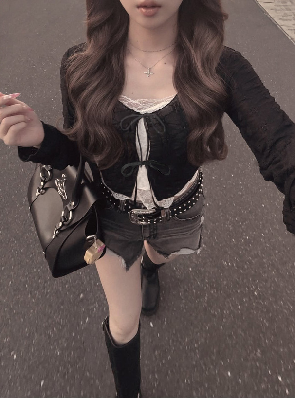 スタッズベルト付きダメージショートデニムパンツ