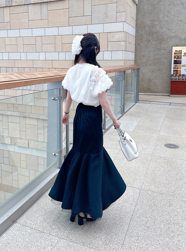 ラッフルチュールアシンメトリーロングスカート