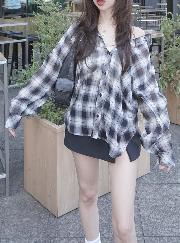 チェック柄シアーシャツ