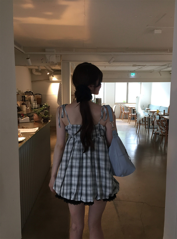 チェック柄バルーンキャミソールトップス