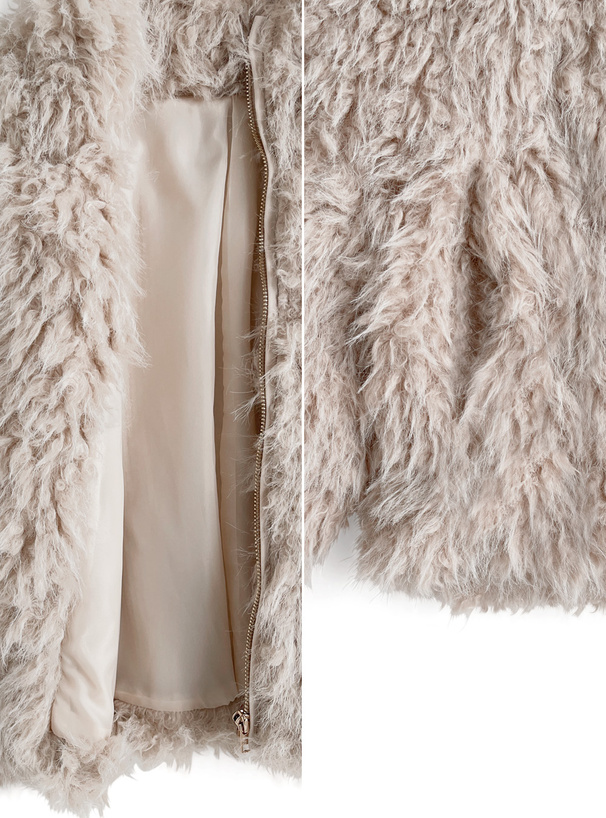 ILLIT アイリット BEB スタンドネックシープファーブルゾン