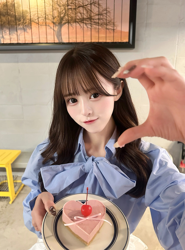 リボン付き2Wayロゴ刺繍スキッパーブラウス