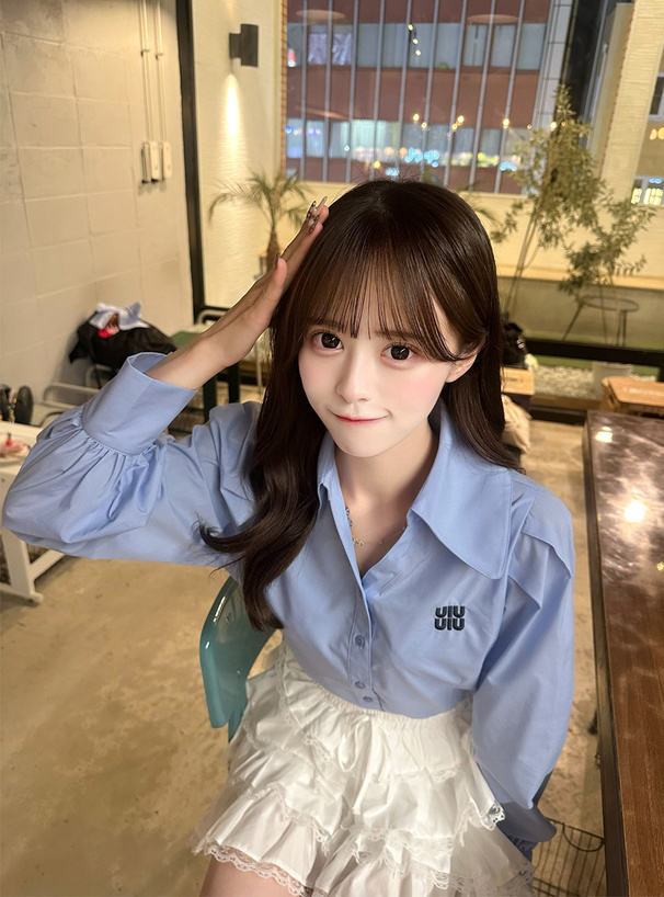 リボン付き2Wayロゴ刺繍スキッパーブラウス