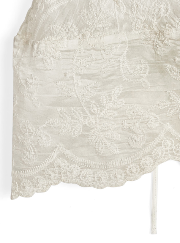 スカラップレースビスチェ