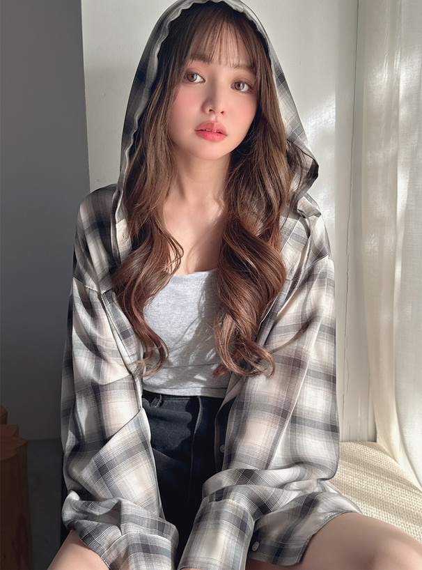 フード付きチェック柄シャツ