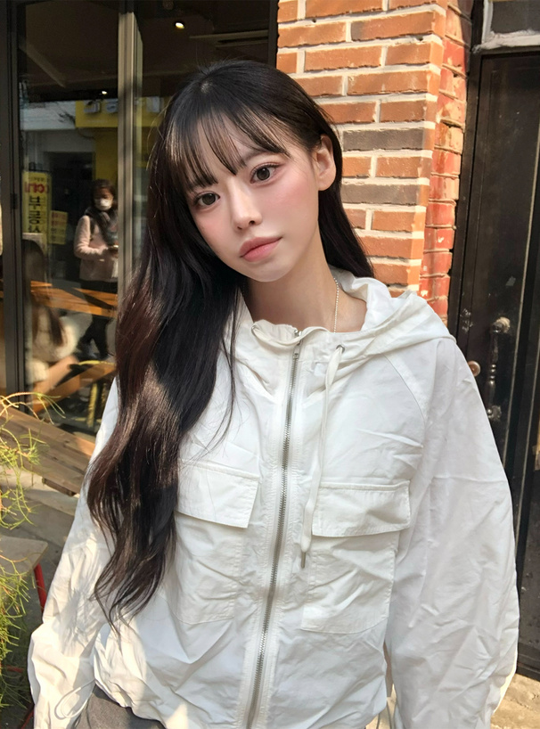 ショート丈マウンテンパーカー