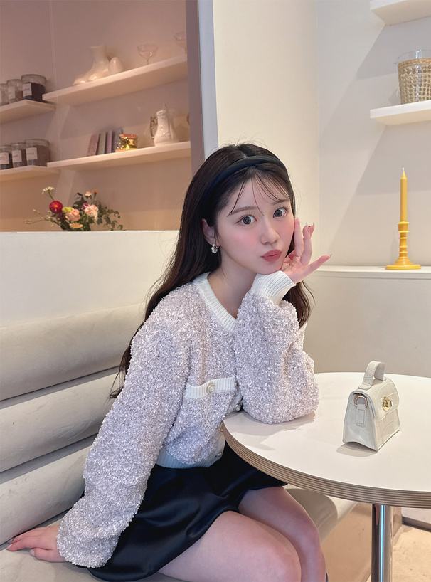 【美品】フォクシー パールボタンニットカーディガン サブリナスリット 黒ブラック パールボタンニット | ニット | NOELA OFFICIAL WEB STORE