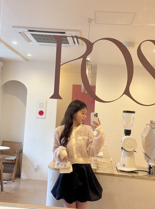 パールボタン配色ニットカーディガン