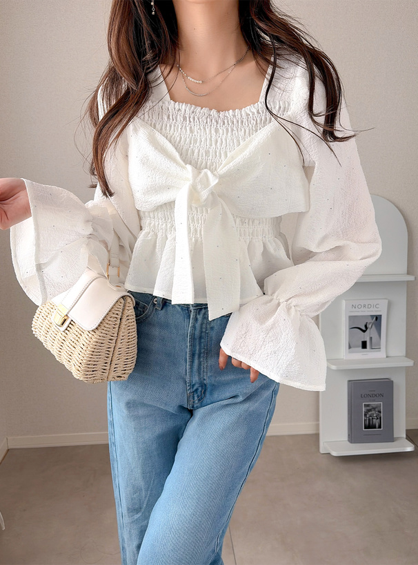 リボンシャーリングラインストーントップス