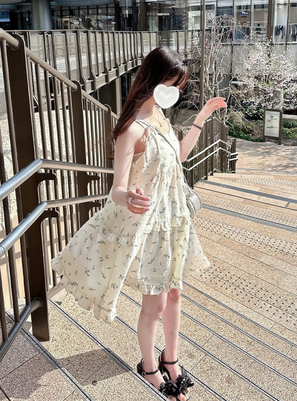 花柄リボンフリルキャミソールワンピース
