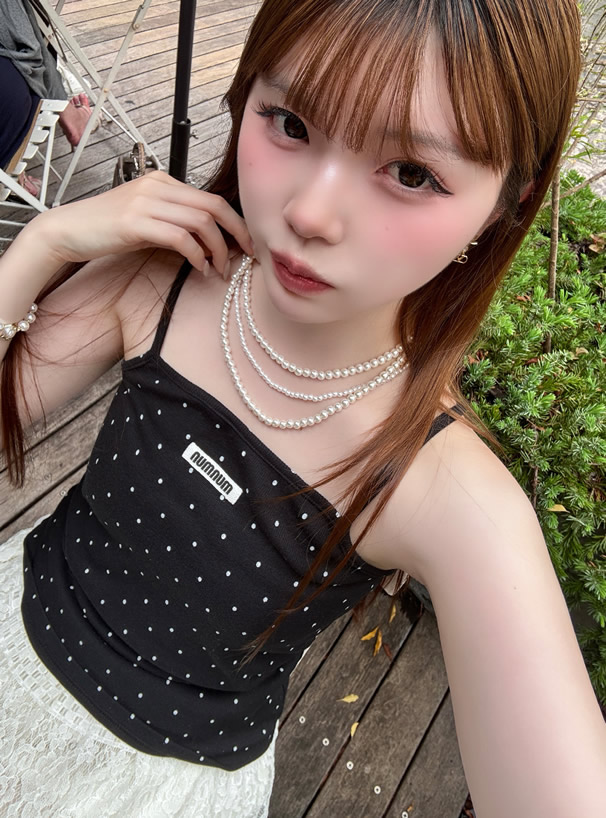 ドット柄ロゴリブキャミソール