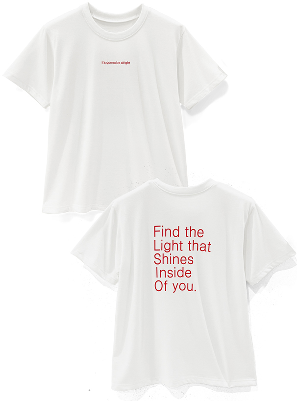 バックロゴプリントTシャツ