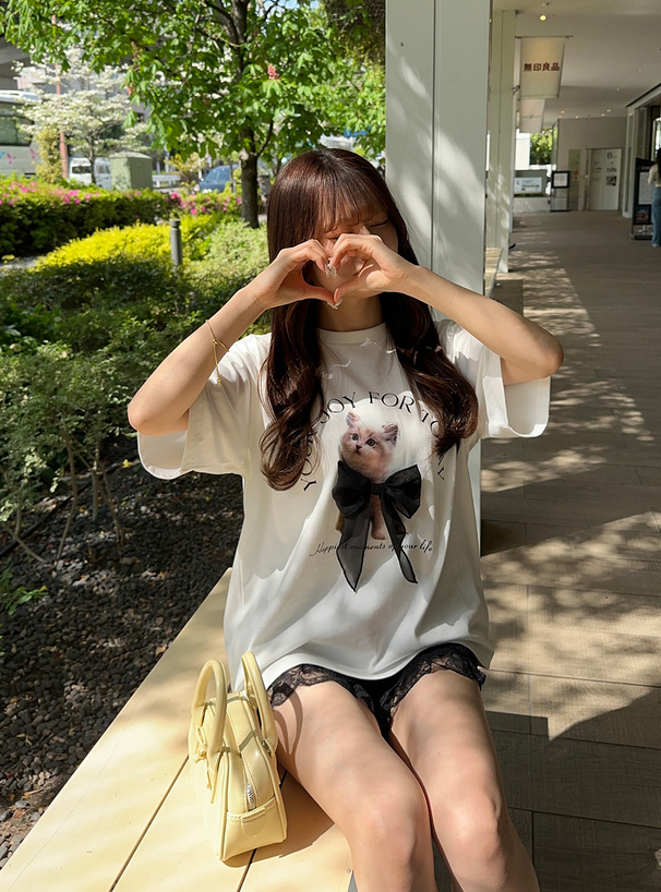 キャットプリントリボンロゴTシャツ