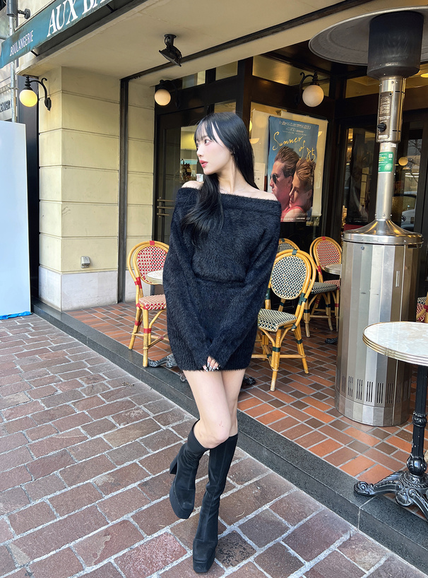 オフショルシャギーニットワンピース