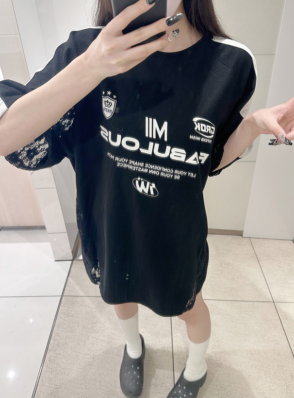 サイドレース配色ラインロゴプリントTシャツ