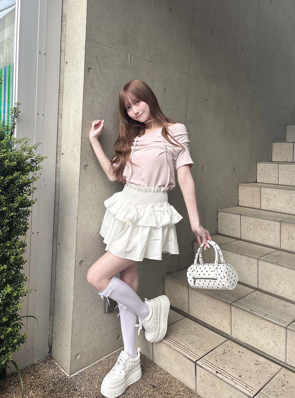 チョーカー付きオフショルダードレープトップス