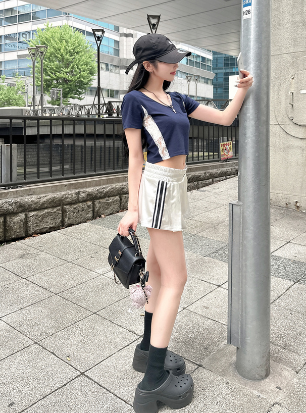 サイドレースショート丈Tシャツ