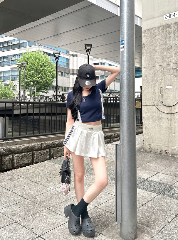 サイドレースショート丈Tシャツ