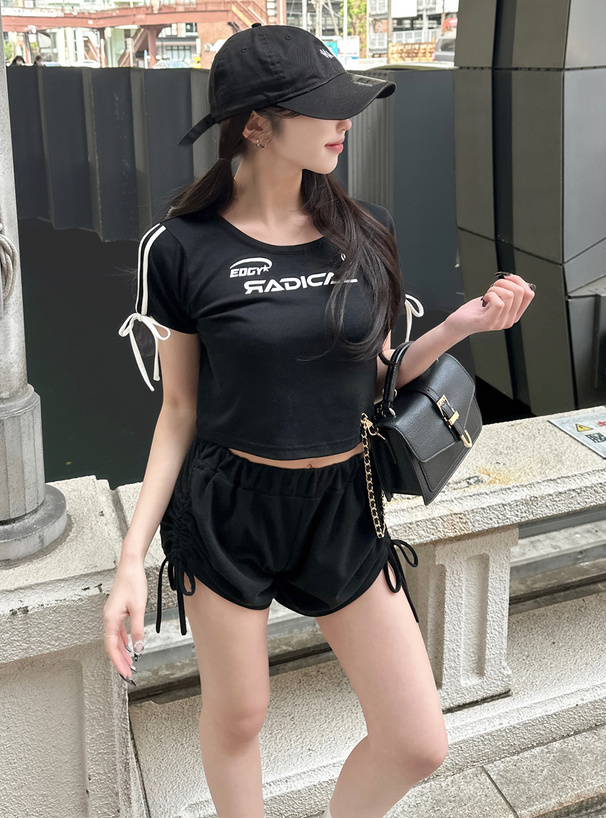 サイドラインリボンロゴTシャツ