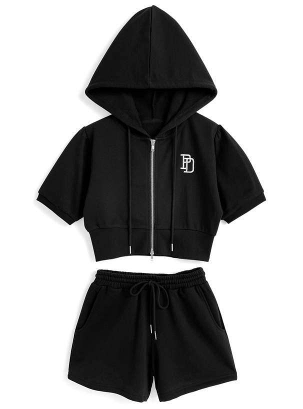 ロゴ半袖パーカー×ショートパンツスウェットセットアップ