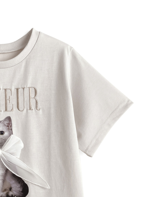 キャットプリントリボンロゴ刺繍Tシャツ