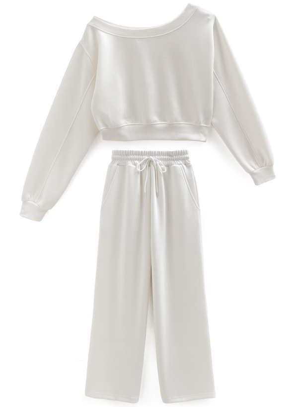 ワンショルスウェット×ワイドパンツセットアップ