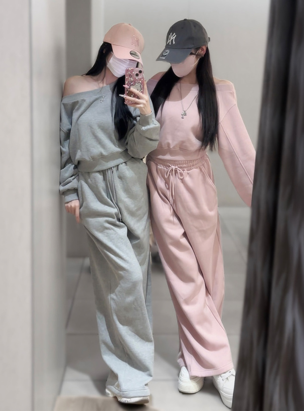 ワンショルスウェット×ワイドパンツセットアップ