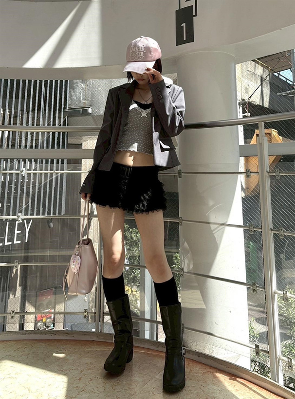 レースティアードフリルショートパンツ