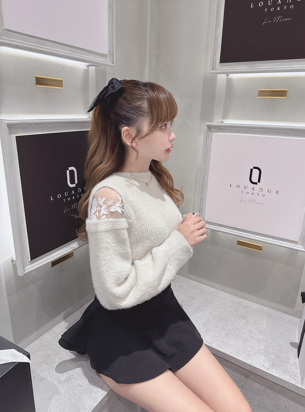 ショルダーレースシャギーニットトップス