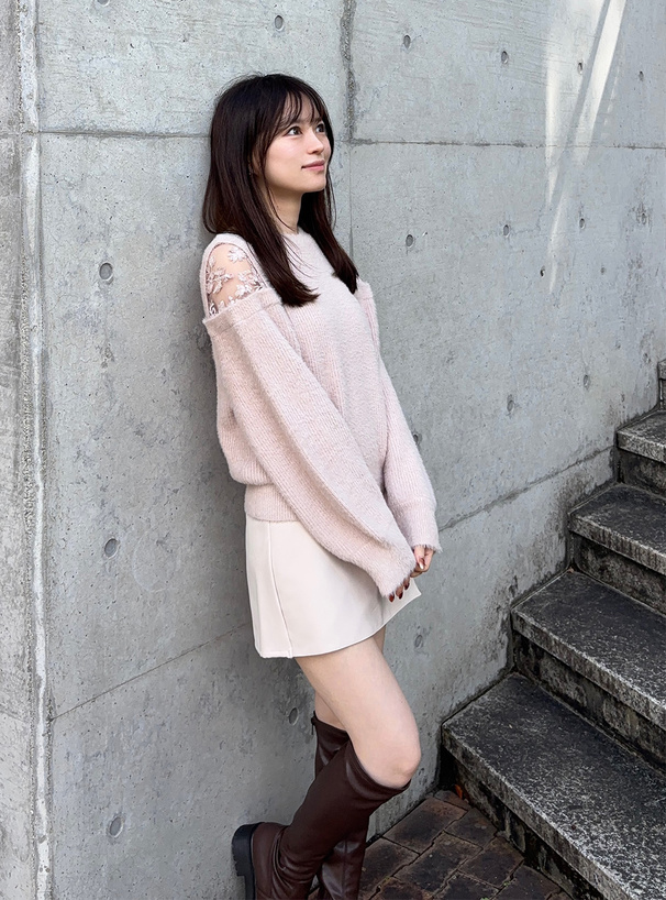 ショルダーレースシャギーニットトップス