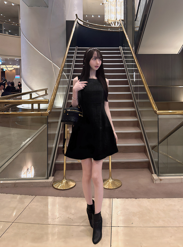 ブラックツイードノースリーブ ワンピース ツイードノースリーブワンピース※一部店舗のみ入荷