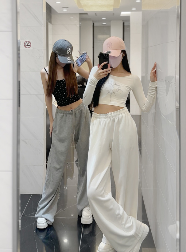 ストレートワイドスウェットパンツ