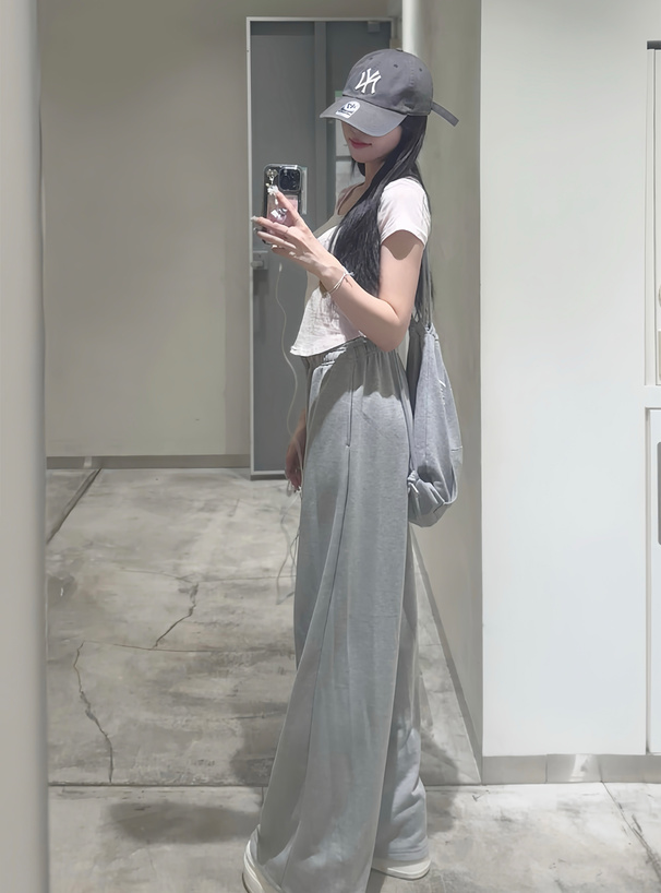 ストレートワイドスウェットパンツ